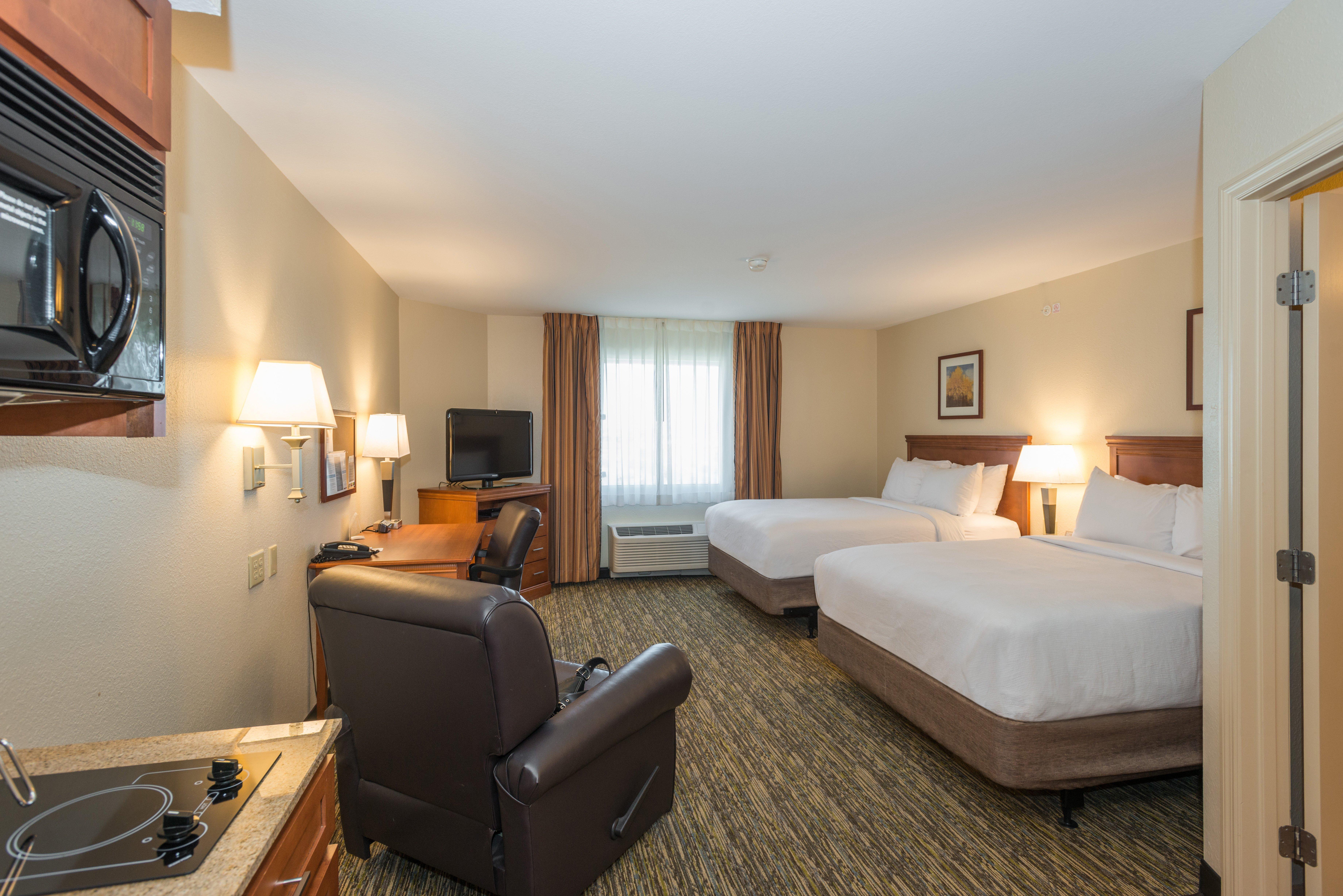 แคนเดิ้ลวูด สวีท โมบิล-ดาวน์ทาวน์ Hotel ภายนอก รูปภาพ